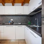 Terrazza Incanto, Con Terrazza E Garage 아파트 *