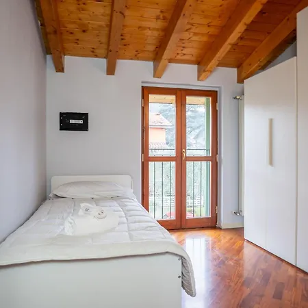 Terrazza Incanto, Con Terrazza E Garage 아파트
