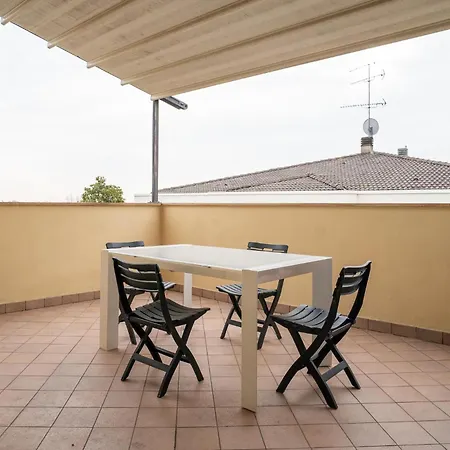 Terrazza Incanto, Con Terrazza E Garage 아파트